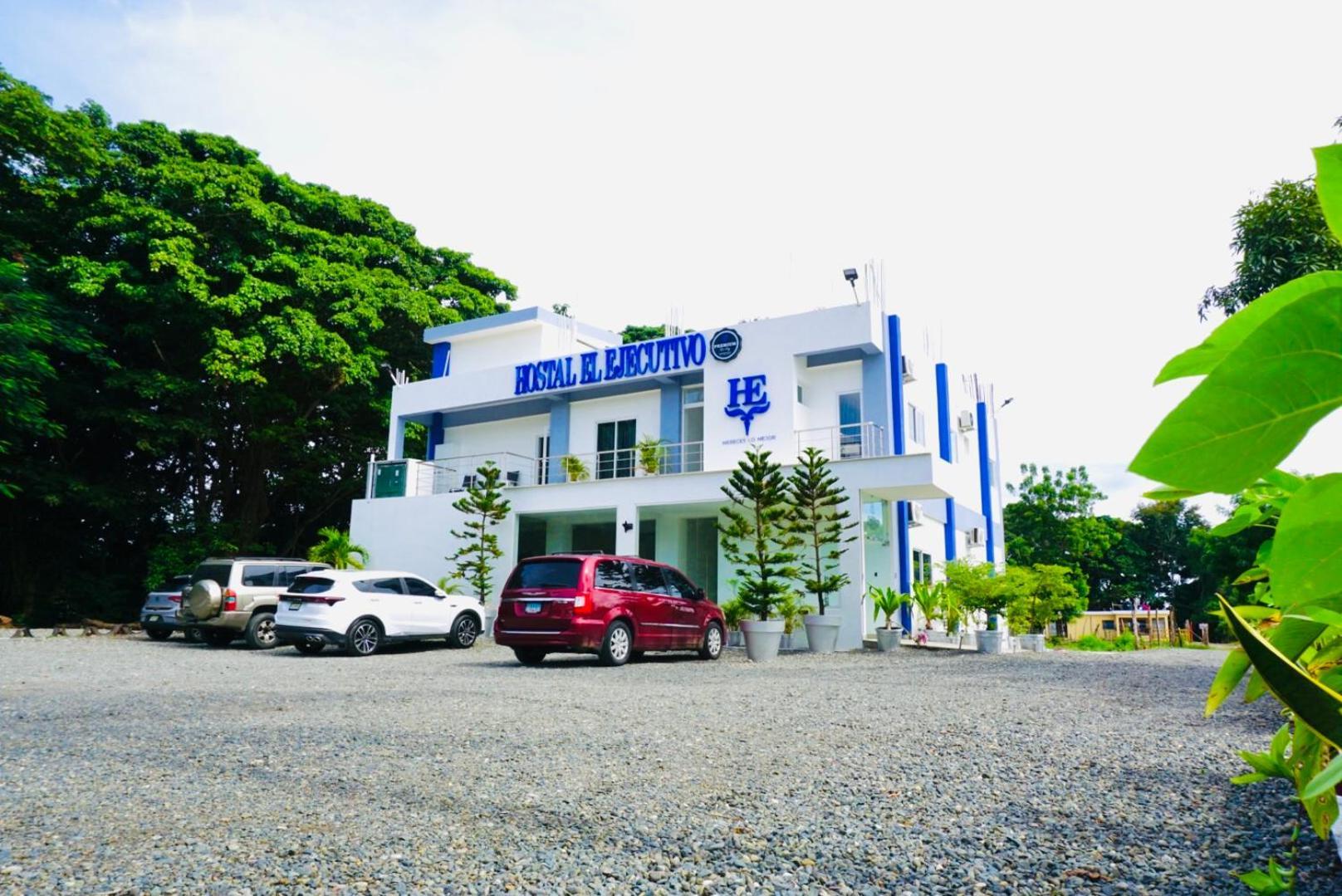 Hostal El Ejecutivo San Juan de la Maguana Exterior foto